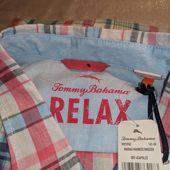 Tommy Bahama, Acapulco, Relax men's Shirt. - Picture 2 of 6